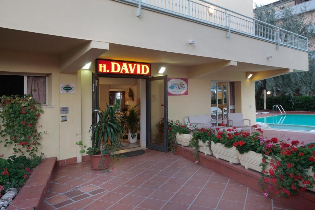 ראבנה Hotel David מראה חיצוני תמונה